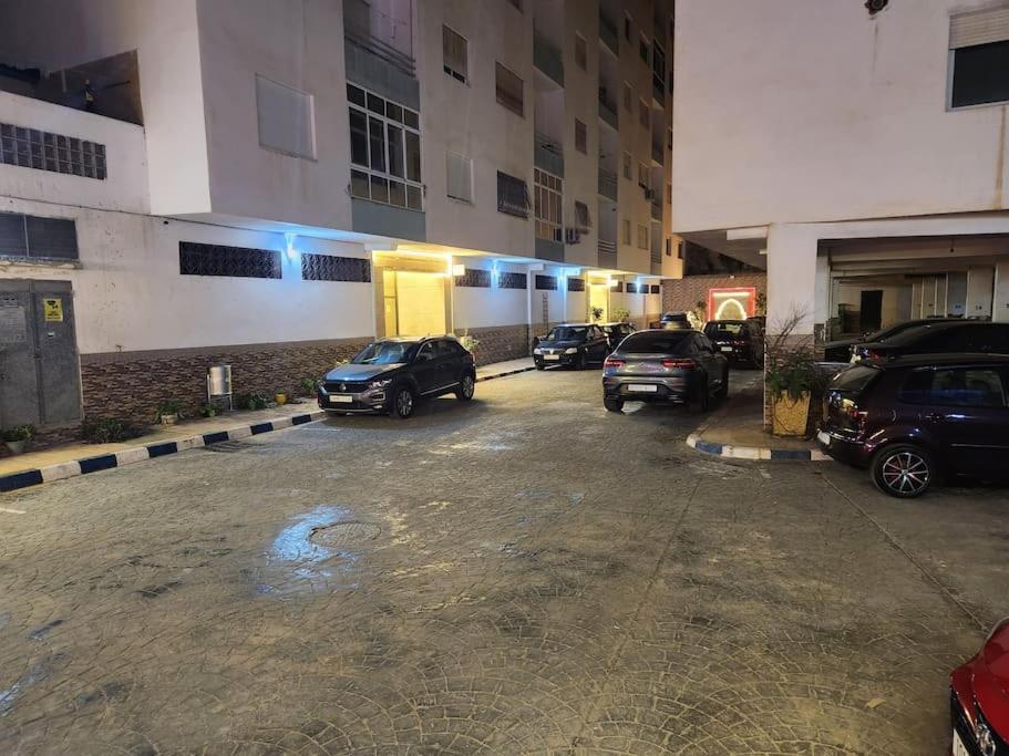 B13 Espace Confort Reunis Apparte 2 Chambres A Louer Tétouan Esterno foto